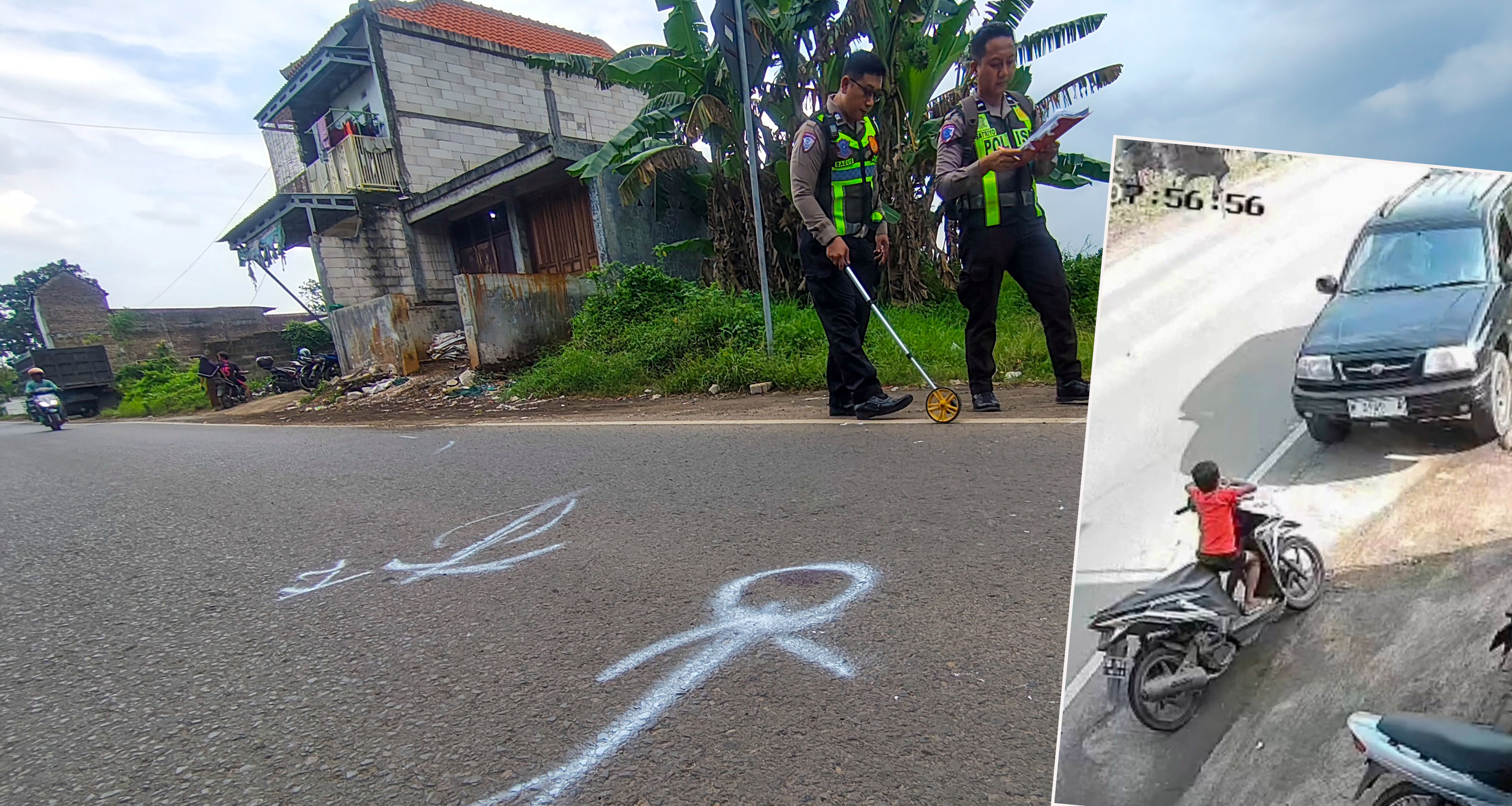 NAHAS: Petugas saat melakukan olah TKP. Rekaman CCTV yang menunjukkan detik-detik Escudo menghantam motor parkir yang di atasnya ada seorang bocah. (Mokhamad Zubaidillah/ Radar Bromo)