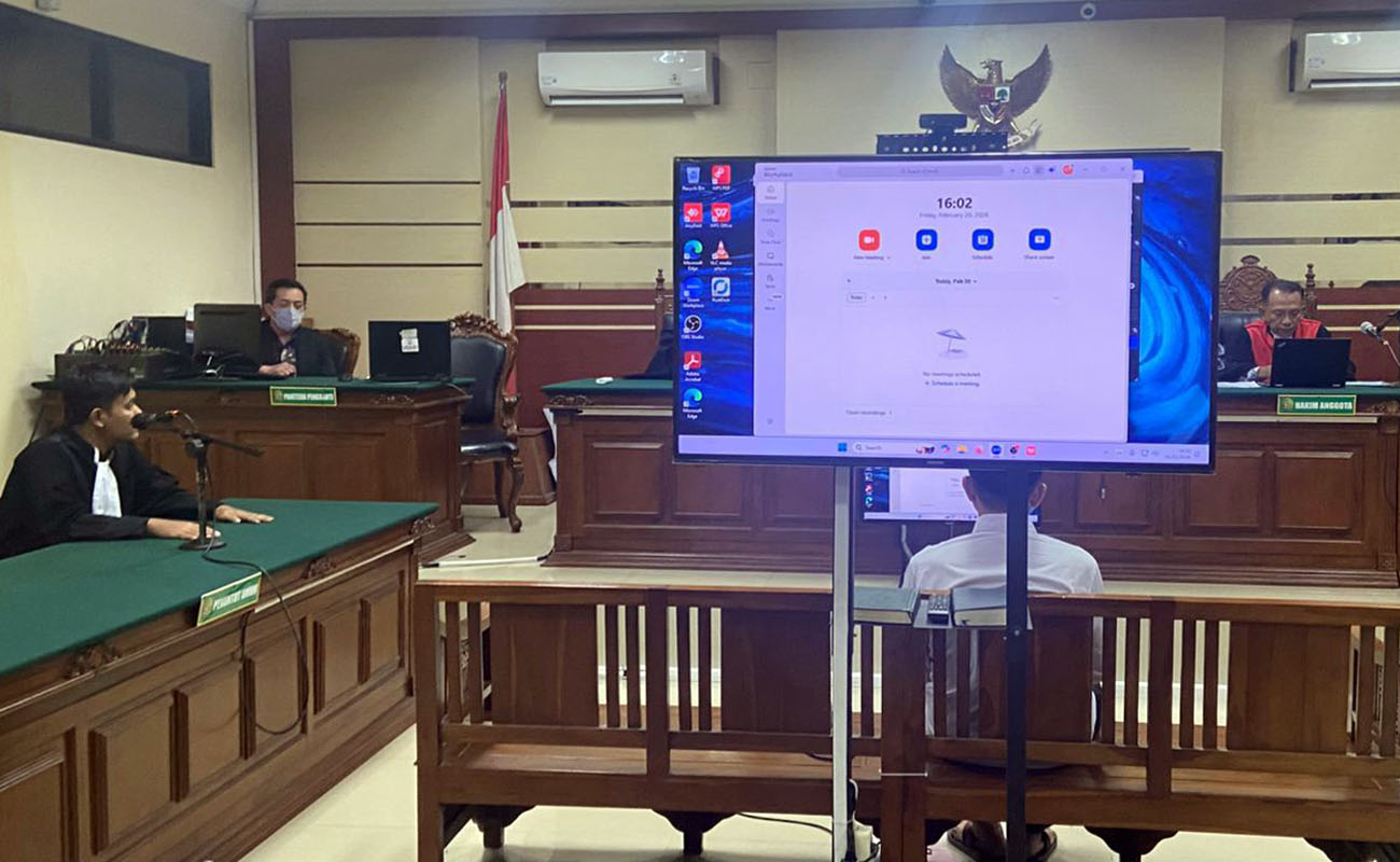 Suasana sidang vonis kasus korupsi PKBM Kabupaten Pasuruan. 
