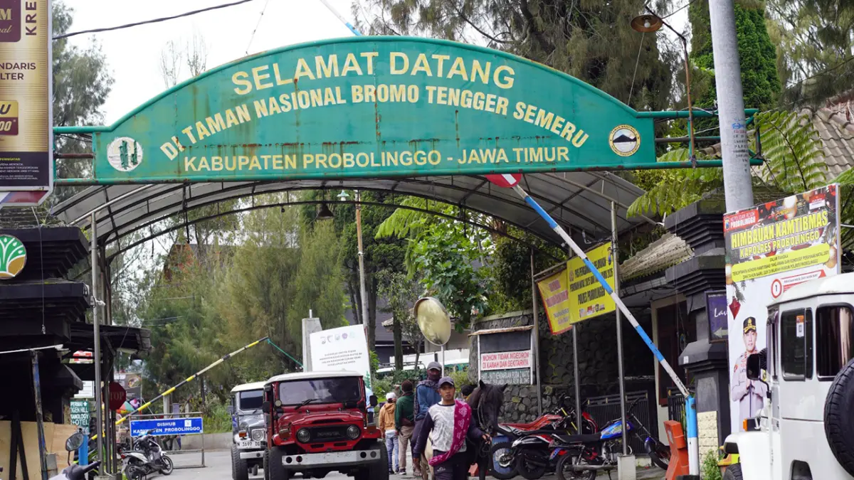 Jalur bromo via Cemorolawang, Kabupaten Probolinggo. (Fahreza Nuraga/ Radar Bromo)