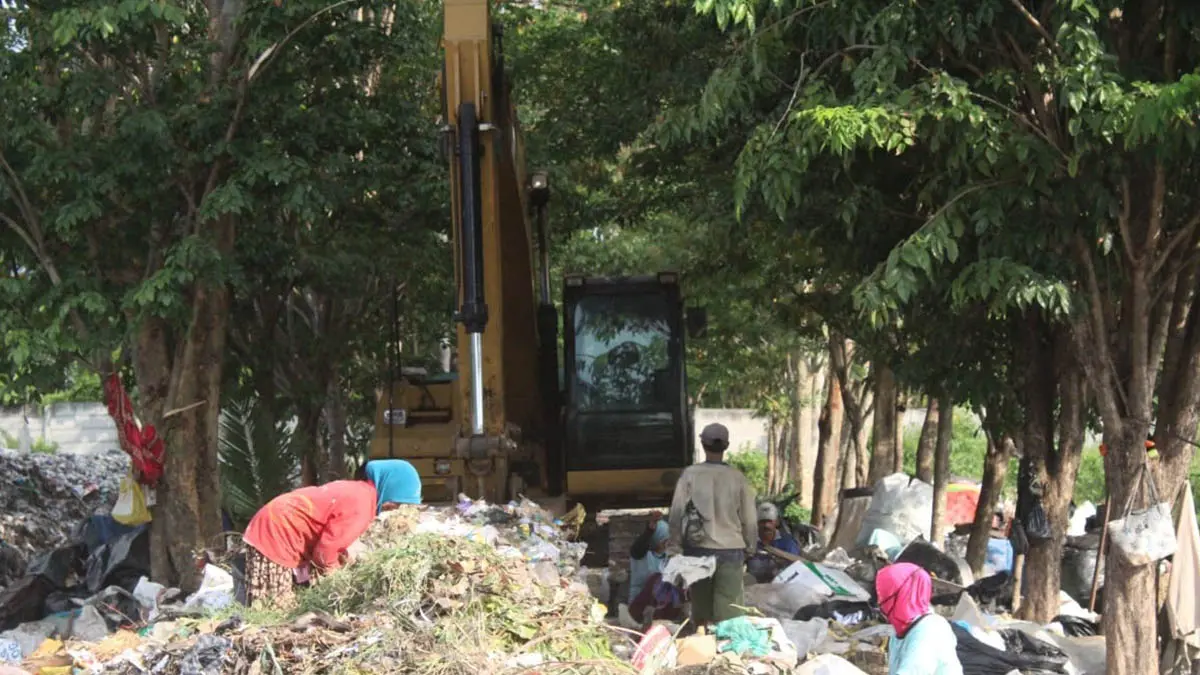 MENGGUNUNG:&nbsp;Sampah yang ada di TPA Seboro. (Foto: dok Jawa Pos Radar Bromo)
