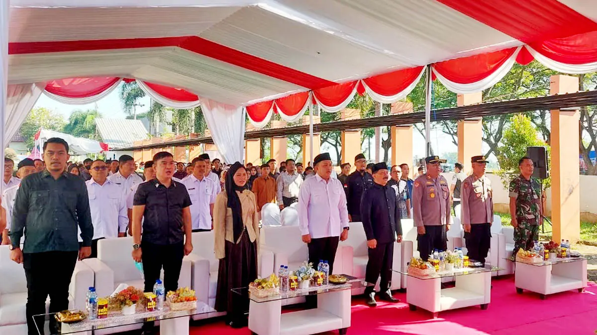 TAMU UNDANGAN: Pembukaan Mini Job Fair 2026 dihadiri oleh jajaran Forkopimda dan kepala perangkat daerah beserta camat. (Untoro Ariyadi/Radar Bromo)