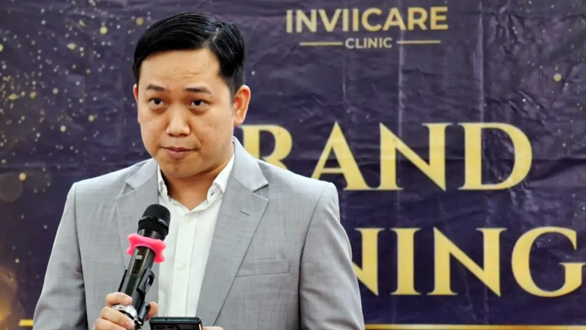 
KOMITMEN MELAYANI: Direktur Visindo Citra Medika, drg. Indra Gunawan M.Kes terus berkomitmen melayani kesehatan masyarakat Kota Pasuruan dan sekitarnya. 
