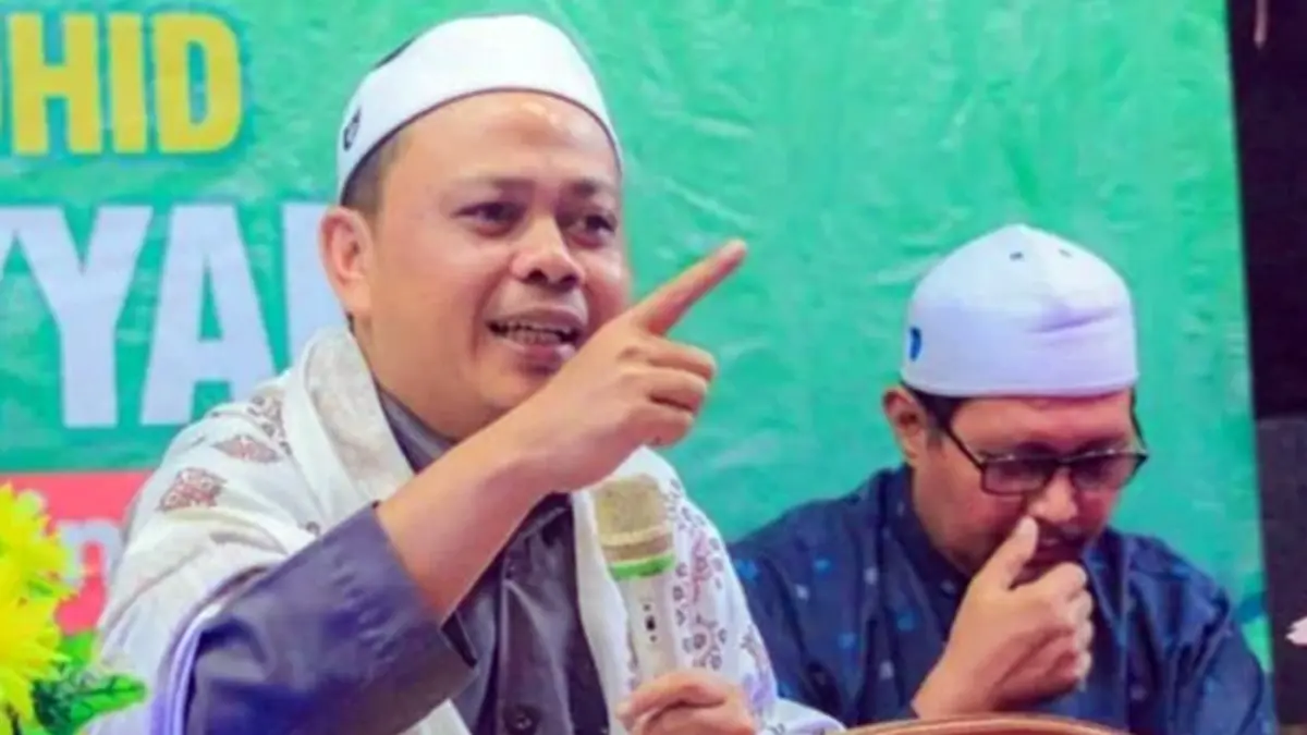 Ketua Komisi Fatwa MUI Kabupaten Probolinggo, KH M Syakur Dewa.