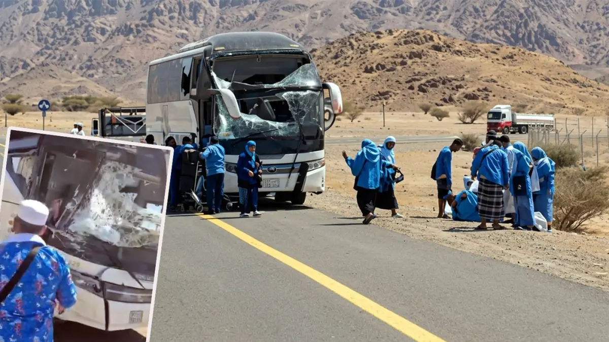 RINGSEK DEPAN: Kondisi bus yang ditumpangi jemaah haji asal Kabupaten Probolinggo usai alami kecelakaan di kawasan Jabal Magnet. (Istimewa, dipertajam AI)