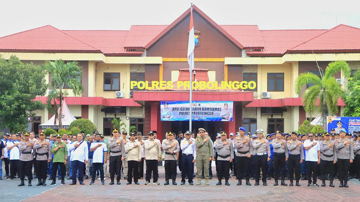 SINERGI: Polres Probolinggo saat apel sabuk kamtibmas. (Foto : Polres Probolinggo For Jawa Pos Radar Bromo)