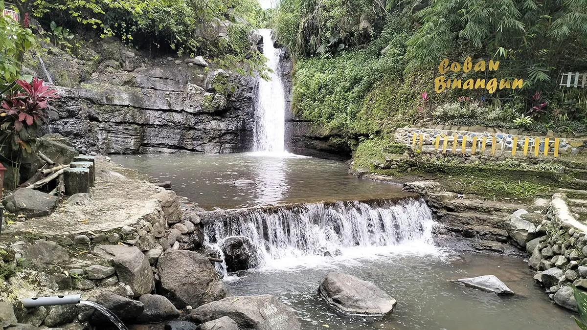 EKSOTIS: Air terjun Coban Binangun di Desa Plintahan, Kecamatan Pandaan, Kabupaten Pasuruan yang tampak menawan. (Rizal Syatori/Radar Bromo)