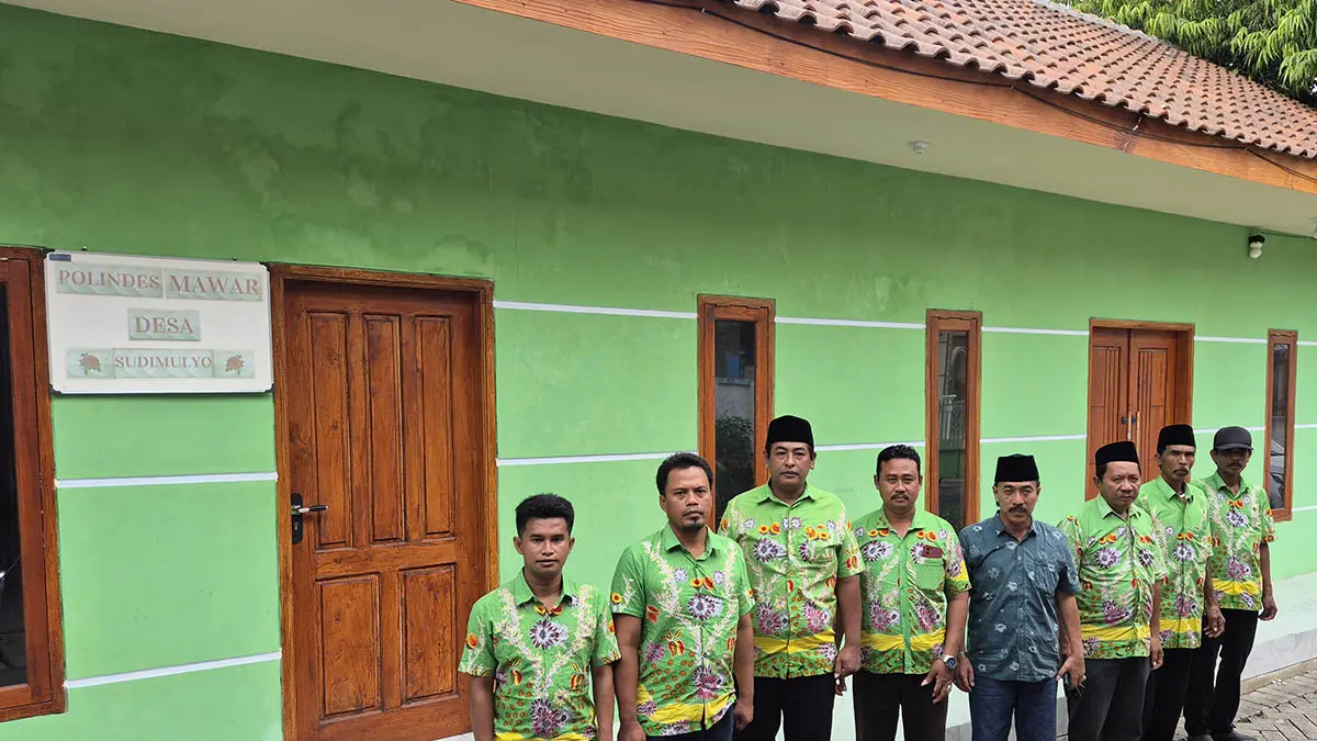PROGRAM KESEAHATAN: Bangunan Polindes Mawar yang ada di Dusun Krajan, yang kini melayani kesehatan warga Desa sudimulyo. (Foto: Fahrizal Firmani/Jawa Pos Radar Bromo)