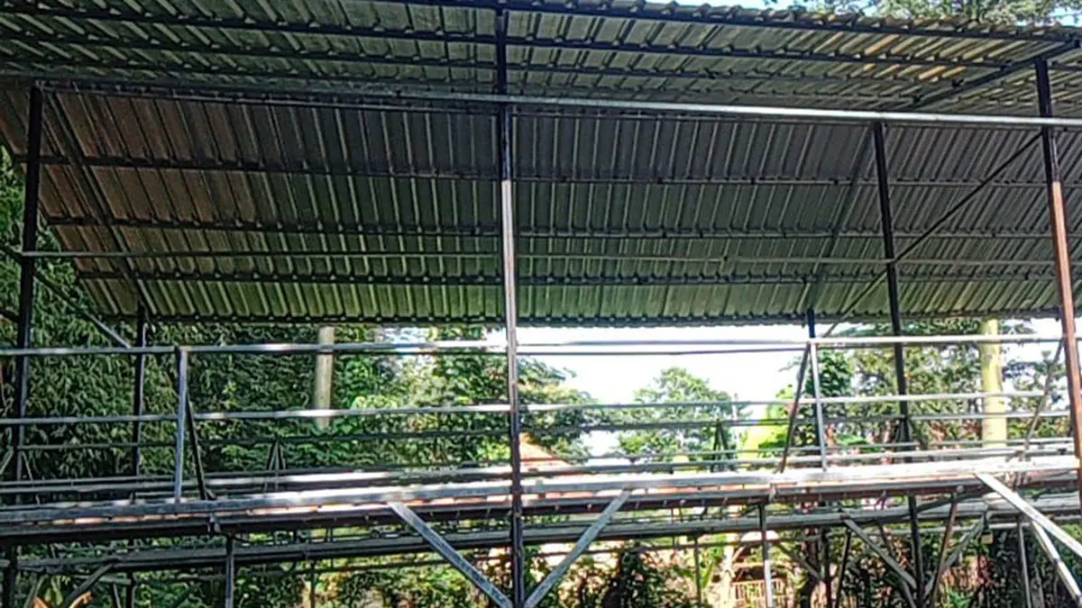 PROGRAM KESEAHATAN: Bangunan Polindes Mawar yang ada di Dusun Krajan, yang kini melayani kesehatan warga Desa sudimulyo. (Foto: Fahrizal Firmani/Jawa Pos Radar Bromo)