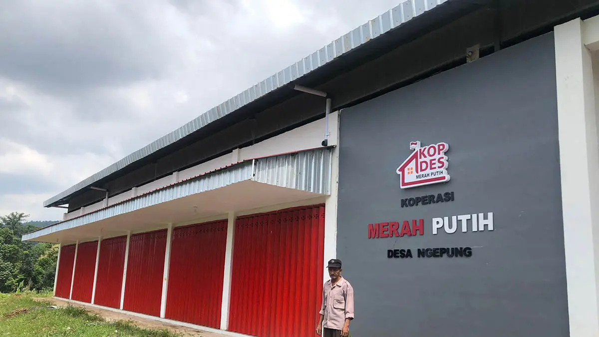 SIAP OPERASIONAL: Gedung Koperasi Merah Putih di Desa Ngepung, Kecamatan Sukapura, Kabupaten Probolinggo yang telah selesai dibangun. (Foto: Inneke Agustin/Jawa Pos Radar Bromo)