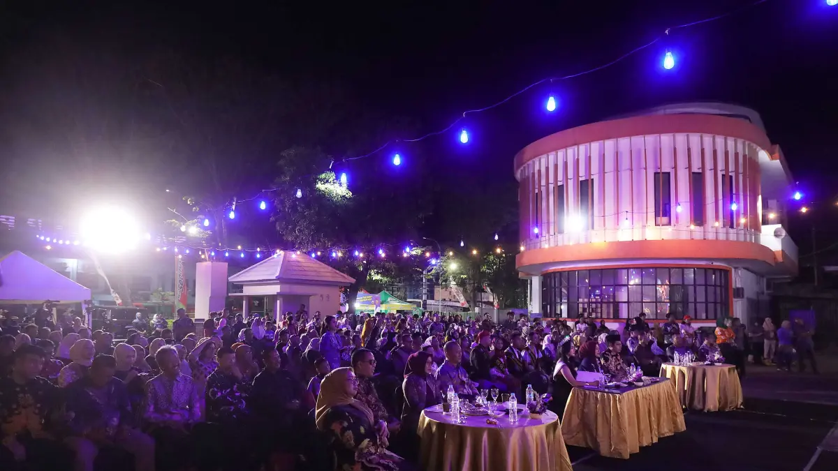 RAMAI: Sejumlah undangan menghadiri Grand Final Pemilihan Duta Wisata Kang dan Yuk Kota Probolinggo Tahun 2026, Minggu (17/5) malam.