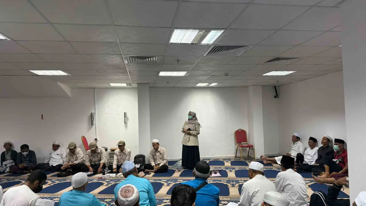 HADAPI PUNCAH IBADAH: Sejumlah jemaah haji asal Kota Probolinggo, bersiap menuju Mina untuk melasanakan puncak ibadah haji. (Istimewa)