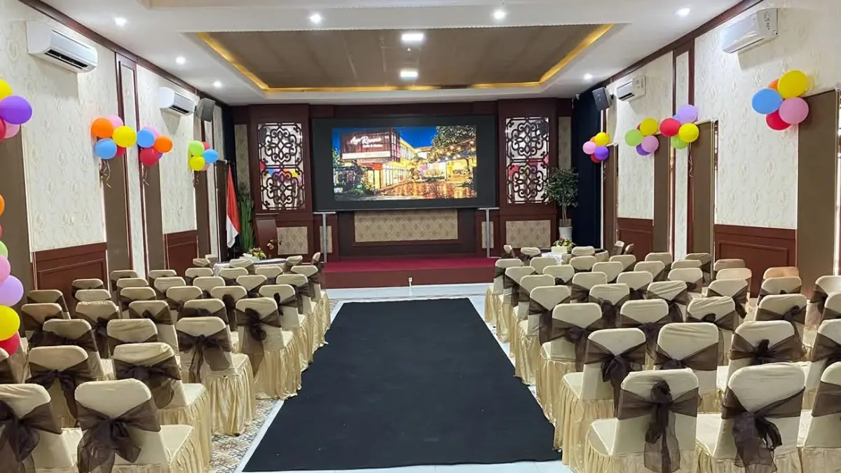 ELEGAN: Hall Ayo Renne berkapasitas sekitar 100 orang. Cocok untuk berbagai acara.