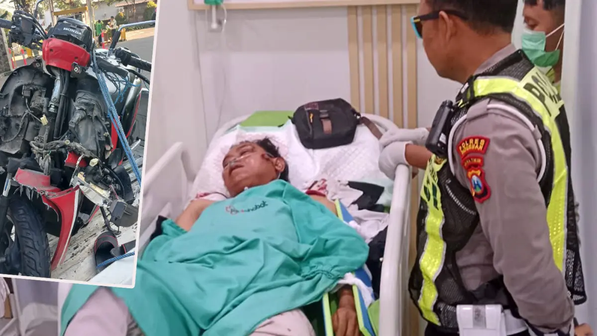 Abdul Mun’im saat ditawat. Inset motor Scoopy yang dikendarainya alami ringsek di bagian depan.