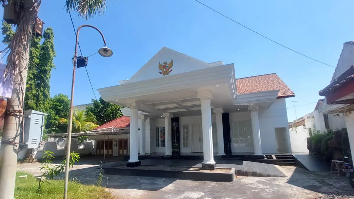 DILANJUT: Rumah Dinas Wawali Kota Probolinggo yang pengerjaan rehabnya akan dilanjutkan tahun ini. (ARIF MASHUDI/JAWA POS RADAR BROMO)