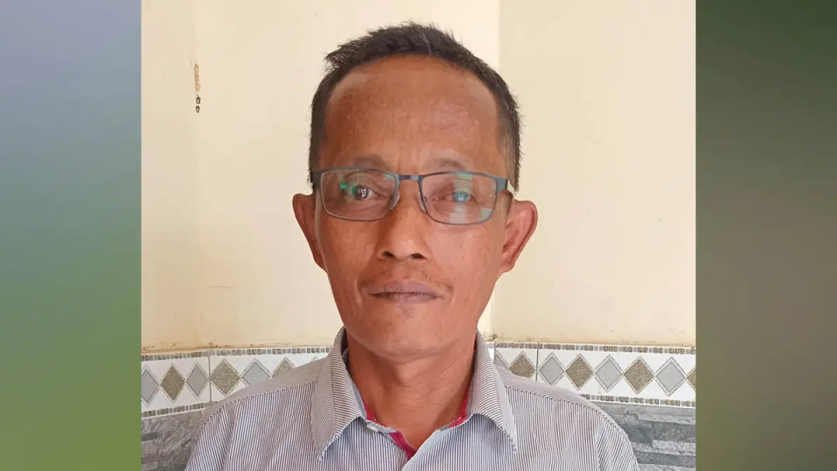 PEMIMPIN: Kepala Desa Kedungsumur, Hasim. (Foto: Didik Purwanto/Jawa Pos Radar Bromo)