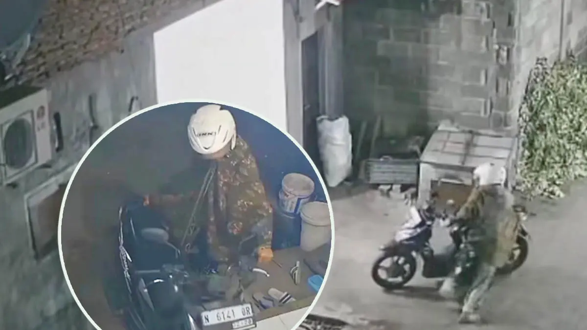 TEREKAM CCTV: Pencuri yang mengenakan sarung seperti ninja beraksi di Dusun Kramat, Kelurahan Kandang Jati Wetan, Kecamatan Kraksaan. (Foto: Istimewa)