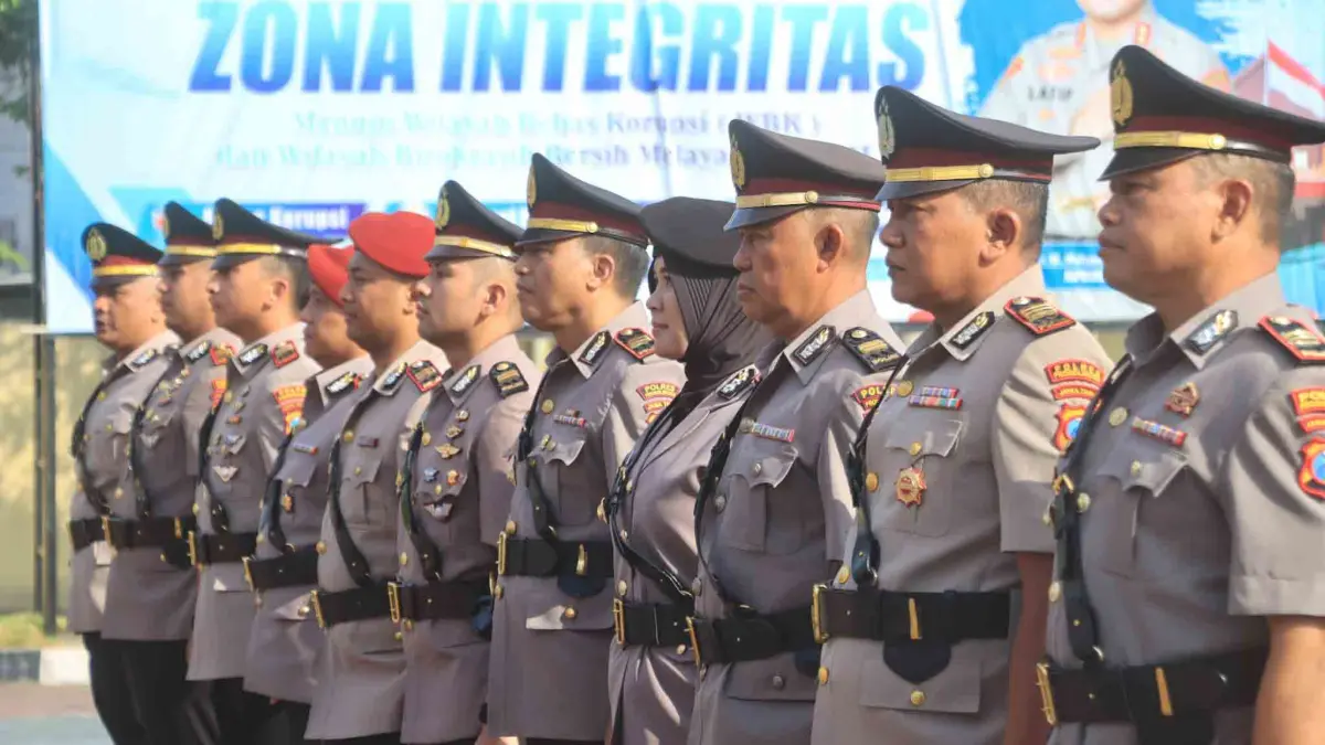 SERTIJAB: Penyegaran struktur organisasi dilakukan Polres Probolinggo, sejumlah PJU dan Kapolsek diganti. (POLRES PROBOLINGGO FOR JAWA POS RADAR BROMO)