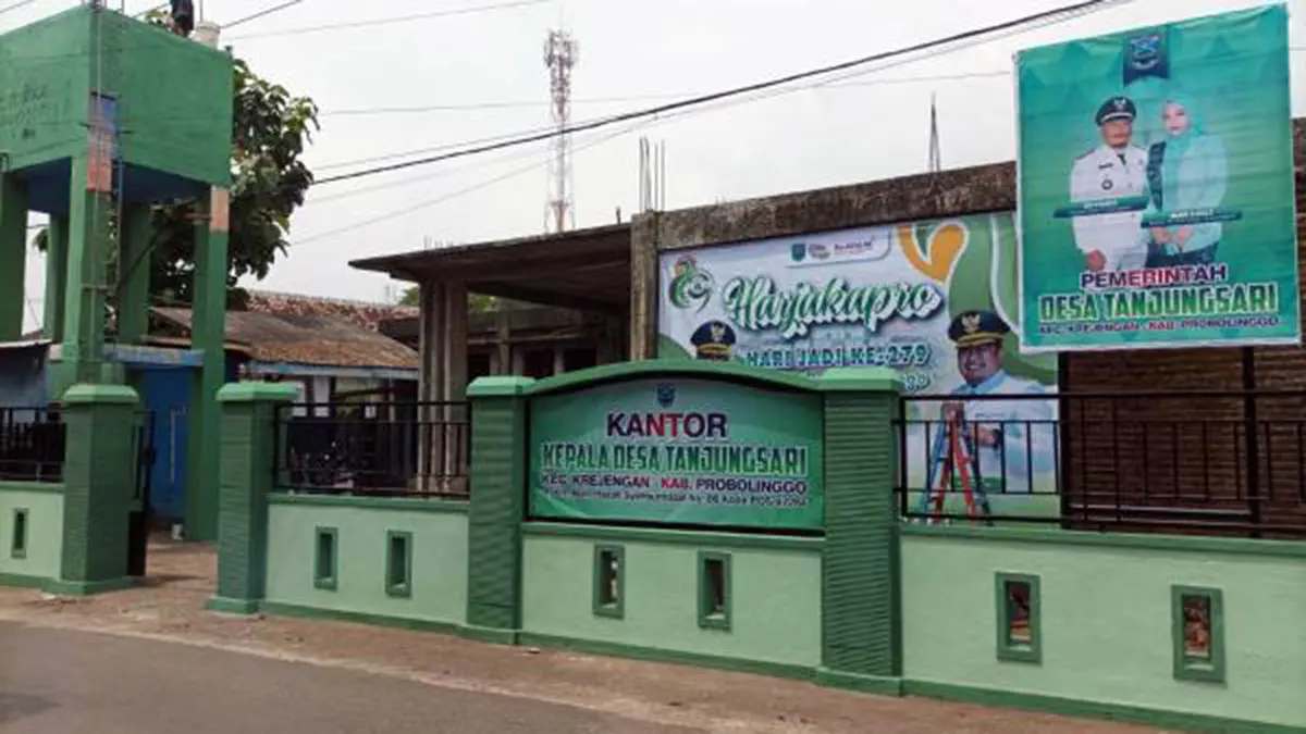 TEMPAT LAYANAN: Kantor Desa Tanjungsari yang menjadi tempat pelayanan bagi masyarakat. (Agus Faiz Musleh/Radar Bromo)