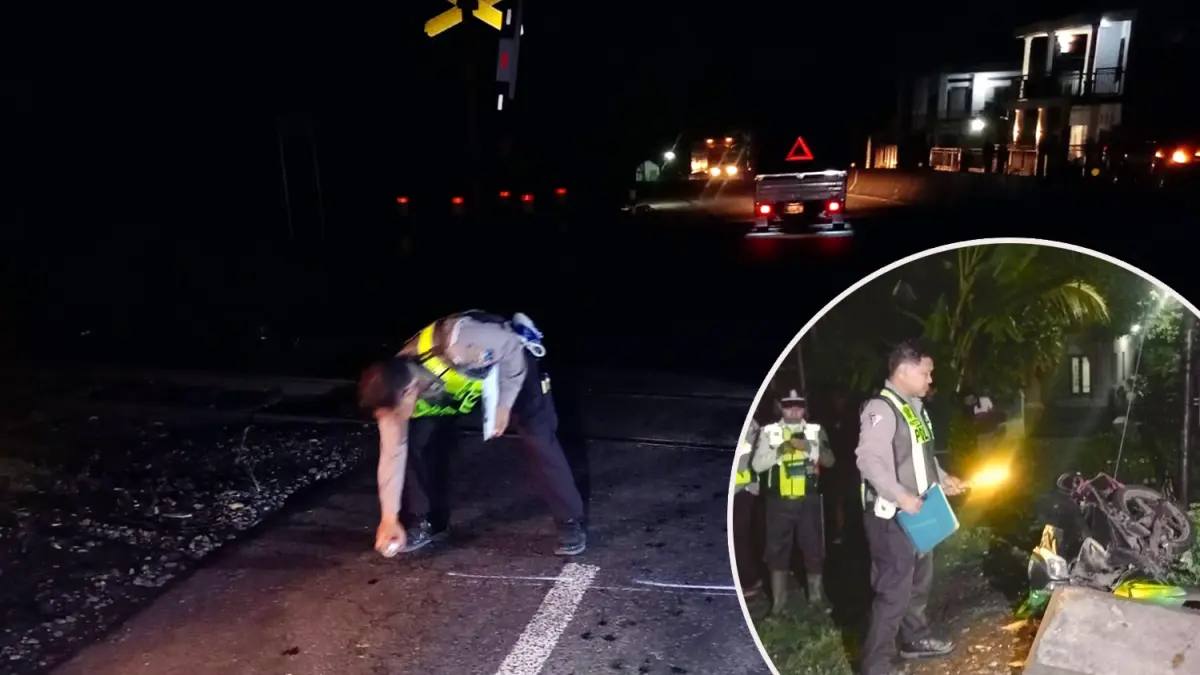 NEKAT: Petugas Satlantas Polres Probolinggo melakukan olah TKP kecelakaan di perlintasan kereta api Desa Malasan Wetan, Kecamatan Tegalsiwalan. Inset, motor korban alami ringsek parah usai disasak KA. 