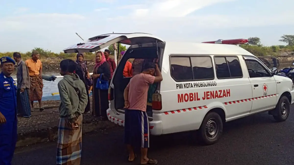
24 JAM: PMI Kota Probolinggo memberikan layanan ambulans pasien gratis yang beroperasi 24 jam.
