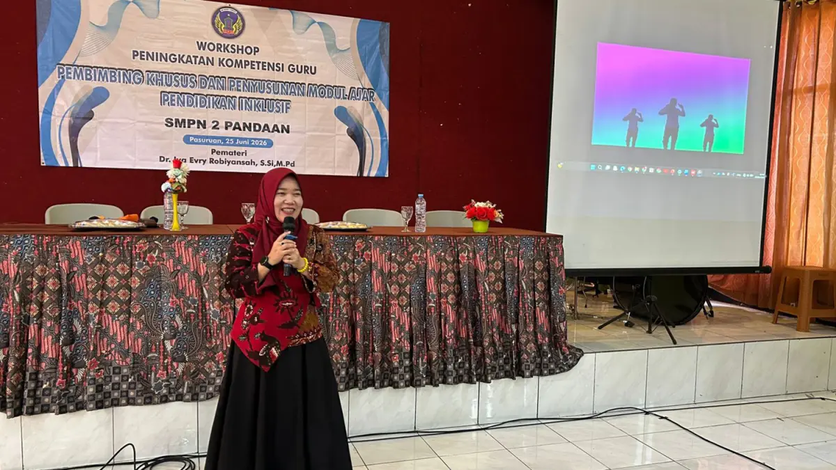 INOVATIF: Berbagai terobosannya dalam pengembangan pendidikan bagi anak berkebutuhan khusus, Iva Evry Robiansyah juga meraih Juara 1 Kepala Sekolah SLB Inovatif Tingkat Provinsi Jawa Timur 2025.