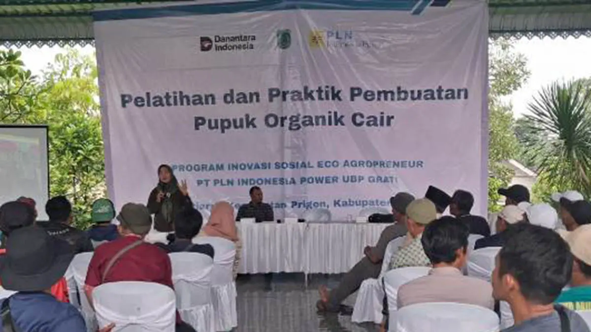 RAMAH LINGKUNGAN: Pelatihan pembuatan pupuk organik upaya meningkatkan  pengetahuan bertani sekaligus menjaga keseimbangan lingkungan. (Foto: Indonesia Power for Jawa Pos Radar Bromo)