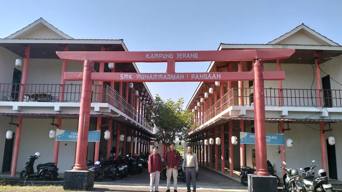 SARANA-PRASARANA: Kampung Jepang, salah satu fasilitas yang dimiliki SMK Muhammadiyah 1 Pandaan.