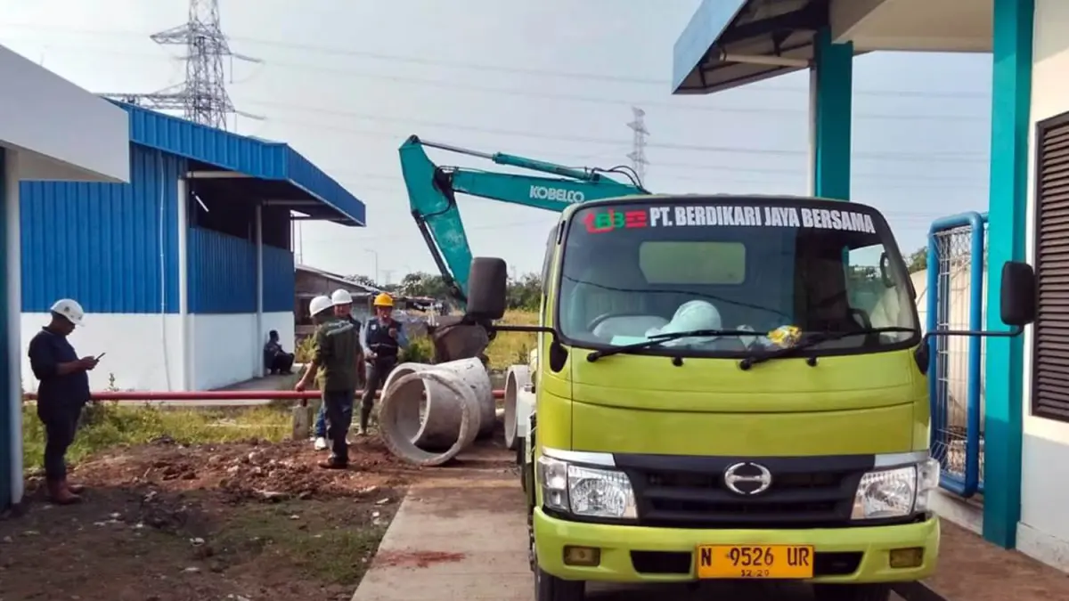 Suasana di areal PT BJB. 