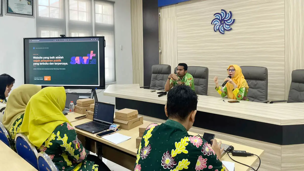 SINERGI PERANGKAT DAERAH: Sosialisasi bersama perangkat daerah terkait aplikasi pelayanan pemerintah yang saling terhubung melalui SAKTI PLUS.