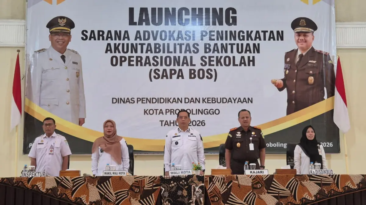 SAPA BOS: Kejari Kota Probolinggo Lilik Setiyawan, S.H., M.H. bersama Wali Kota Probolinggo dr. Aminuddin meluncurkan Inovasi Sarana Advokasi Peningkatan Akuntabilitas Bantuan Operasional Sekolah (SAPA BOS) Tahun 2026.