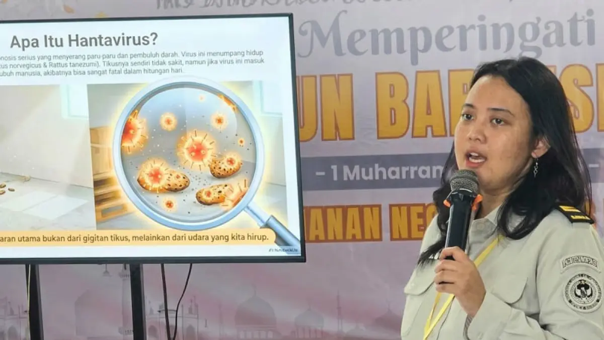 NARASUMBER: Dokter Ervinda saat menjadi pemateri di Rutan Bangil. (Foto: Istimewa)