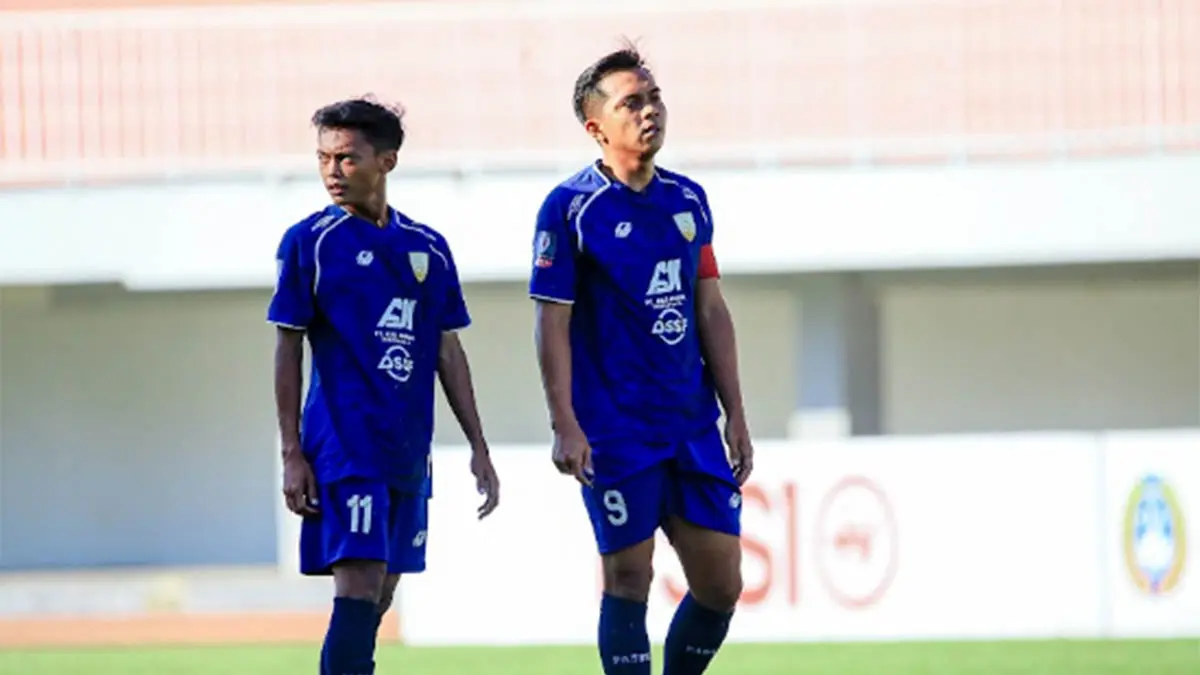 TUGAS BERAT: Kapten Pasuruan United Ricko Hardiansyah dan M Nurhacqiqi yang menjadi ujung tombak. Keduanya akan menghadapi laga terakhir di babak 8 besar. (Foto: Pasuruan United for Jawa Pos Radar Bromo)