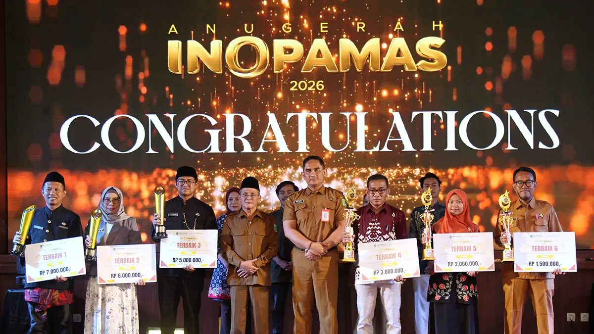 JADI MOTIVASI: Para inovator peraih terbaik di kategori Bidang Pendidikan dan Pembelajaran. (Foto: M Zubaidillah/Jawa Pos Radar Bromo)