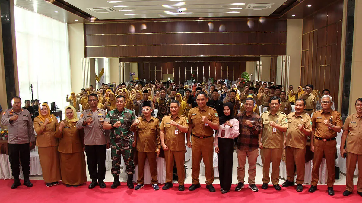 SATUKAN TEKAD :&nbsp;Para undangan Anugerah Inopamas 2026 yang terdiri dari Forkopimda, kepala perangkat daerah dan peserta. (Foto: M Zubaidillah/Jawa Pos Radar Bromo)