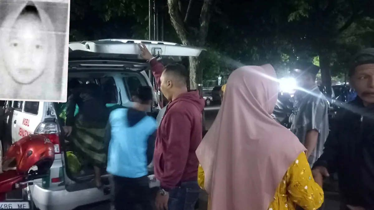Jenazah Husnul Khotimah saat dibawa ke rumah duka. Inset korban semasa hidup. (Inneke Agustin/ Radar Bromo)