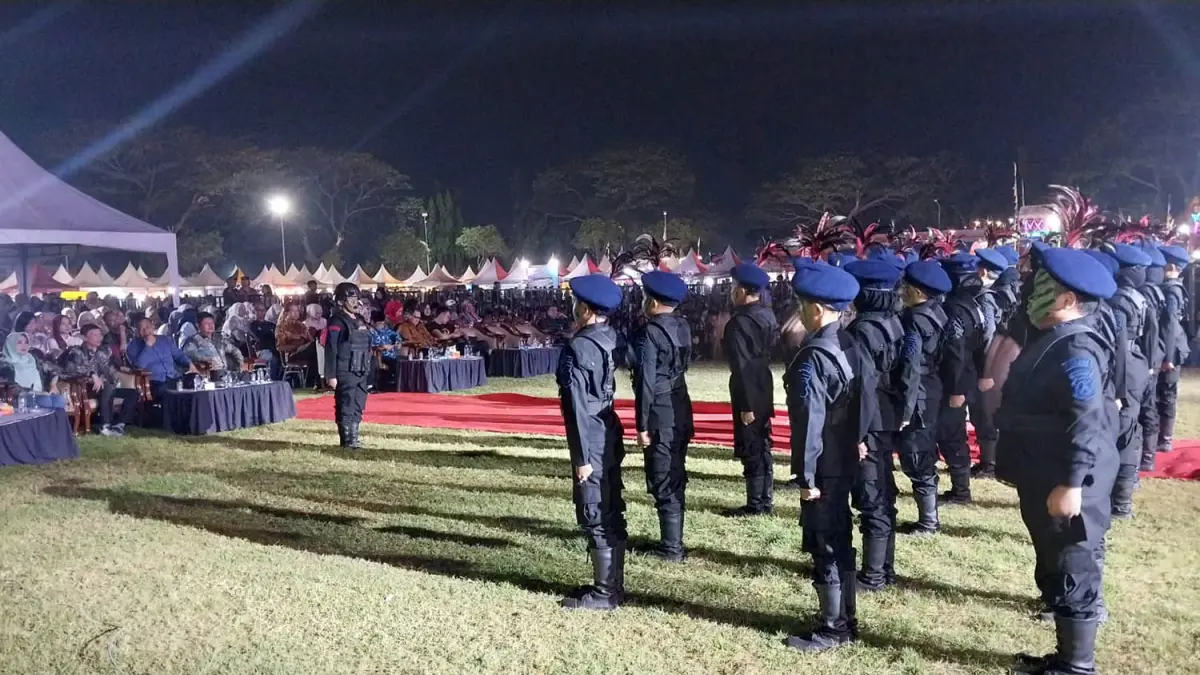 Penampilan pocil dari SDN Sukabumi 2 ikut menghibur. (Evelyn Ridhayanti/ Radar Bromo)