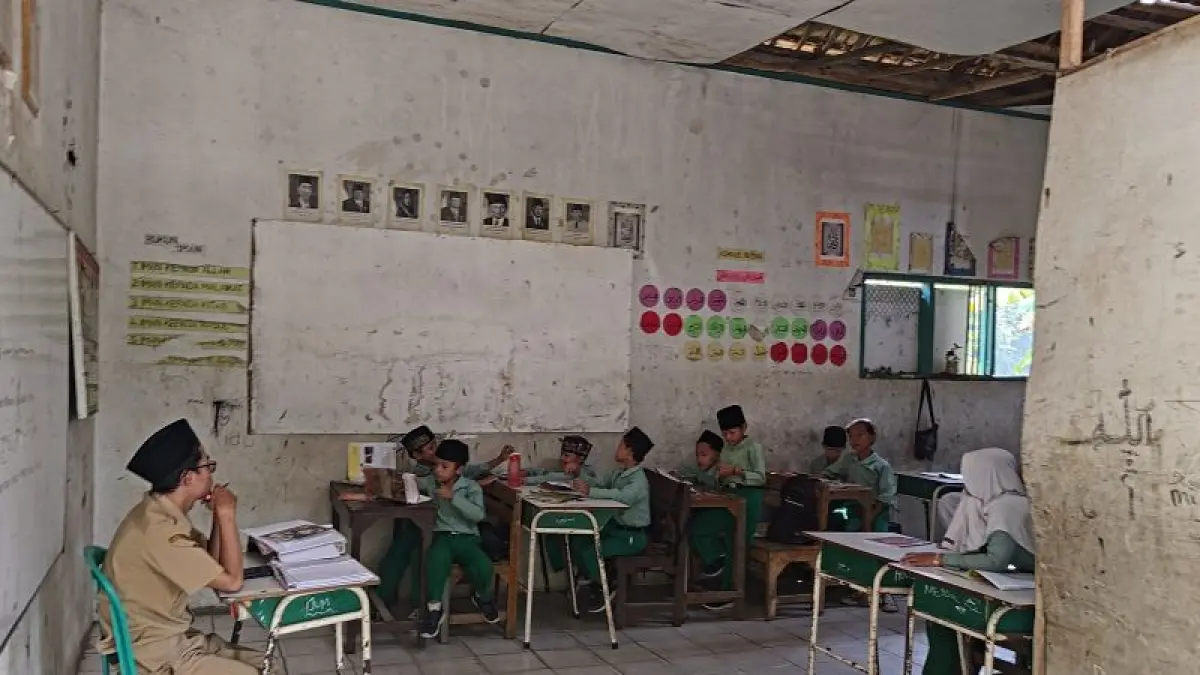 Ilustrasi sekolah rusak di Kabupaten Tangerang. (ANTARA/Azmi Samsul Maarif)