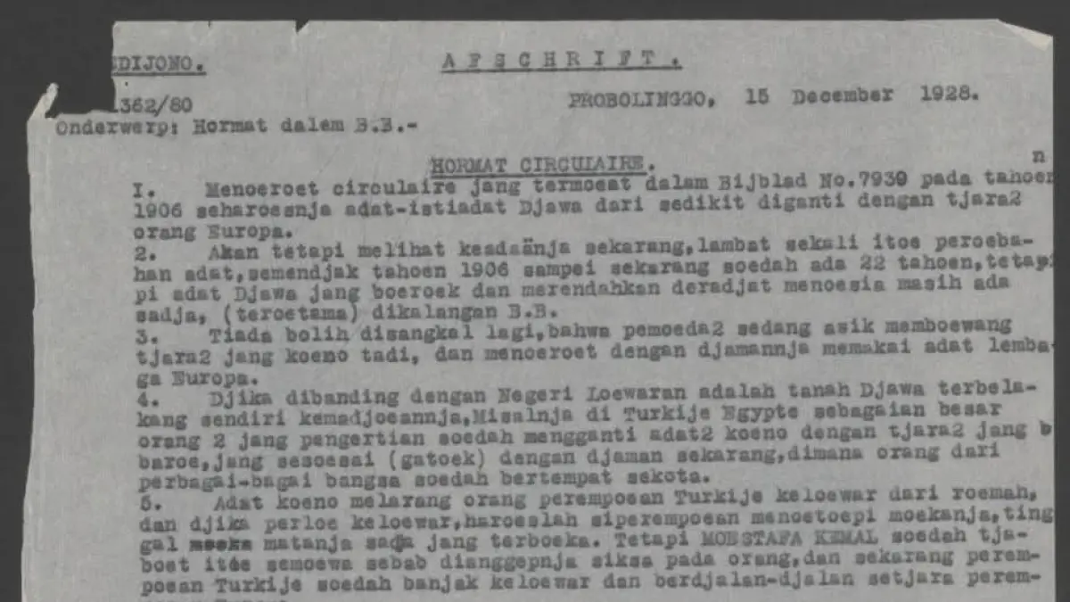 DOKUMEN: Surat edaran tentang "Hormat Circulaire" yang dibuat tanggal 15 Desember 1928 oleh Bupati Probolinggo R.A.A. Nitinegoro (halaman 1).