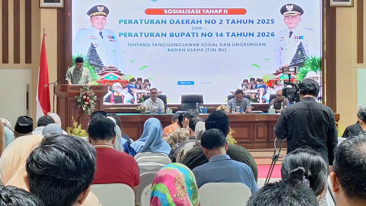 FORUM: Kegiatan sosialisasi terkait TJSL yang digelar Pemkab Pasuruan. (Muhamad Busthomi/Radar Bromo)