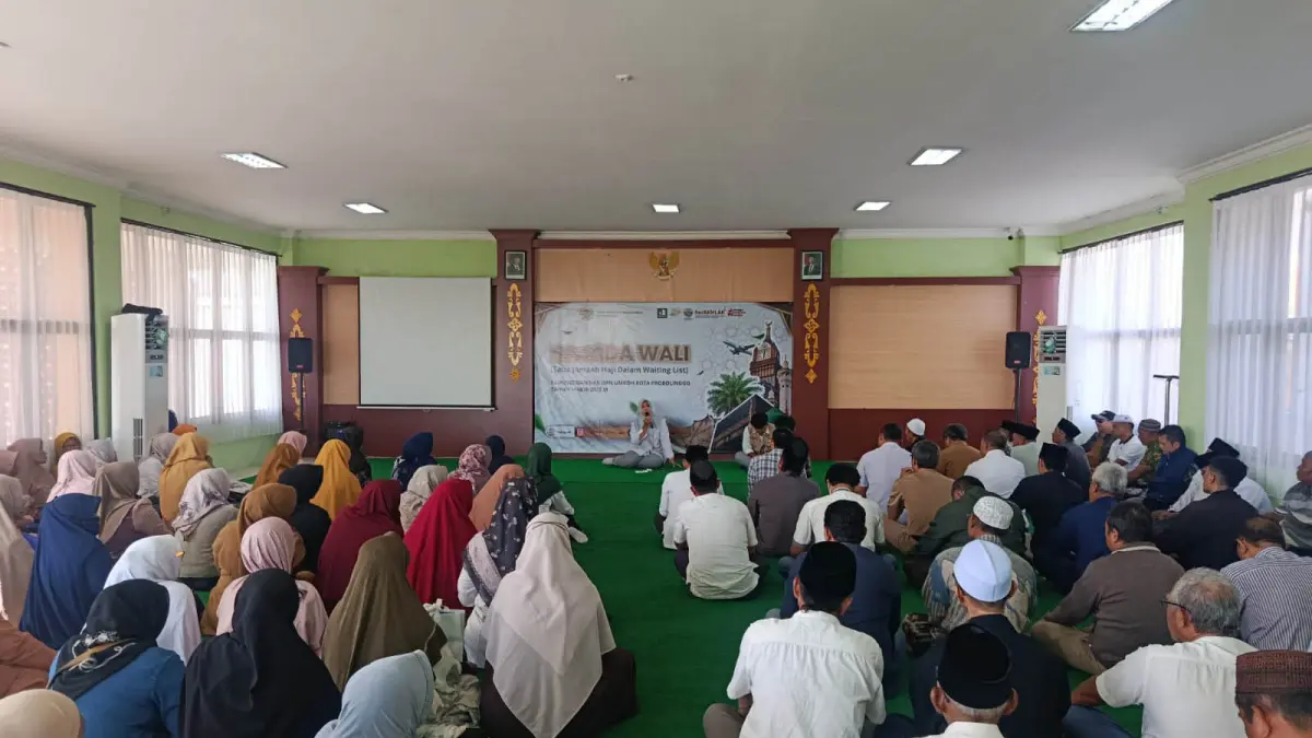 SIAP BERANGKAT: Ratusan CJH asal Kota Probolinggo menghadiri sosialisasi penetapan jemaah haji yang masuk daftar berangkat tahun depan.&nbsp;(ISTIMEWA)