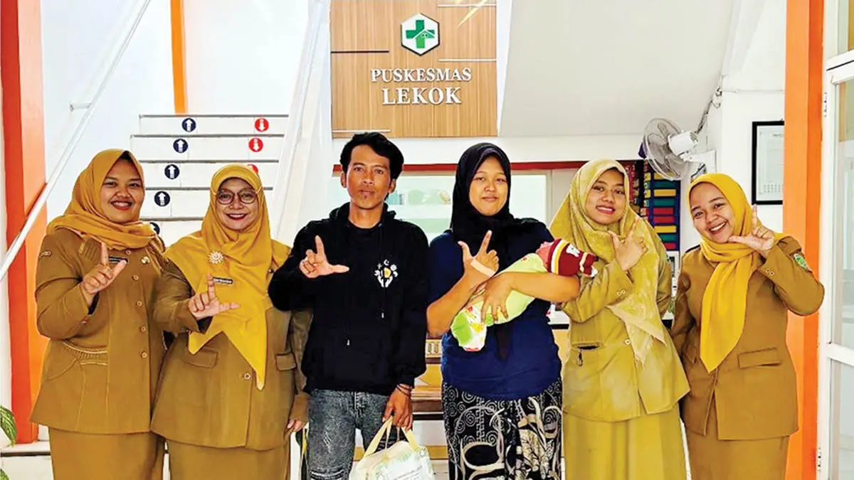 INOVATIF: Puskesmas Lekok meluncurkan program inovasi LOKAFOGO. Inovasi unggulan ini mengintegrasikan pelayanan kesehatan ibu dan anak, dengan pengurusan dokumen kependudukan (KK dan Akta Kelahiran) dalam satu rangkaian layanan terpadu, untuk meningkatkan kesejahteraan masa neonatal. (Puskesmas Lekok for Radar Bromo)