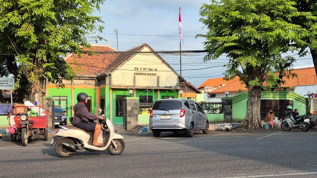 PINDAH: Bangunan yang ada di Jalan Panglima Sudirman Kota Pasuruan. Gedung tersebut akan dimanfaatkan sebagai kantor BNNK Pasuruan. (Fahrizal Firmani/Radar Bromo)