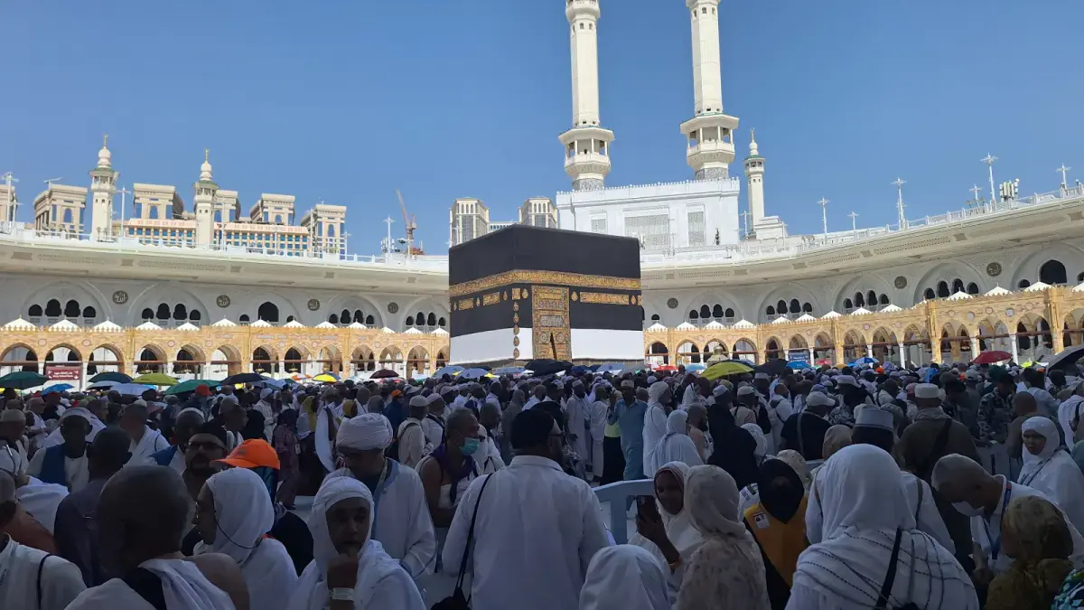Jamaah Haji melaksanakan Tawaf Ifadah di Masjidil Haram, Minggu (31/5/2026). Tawaf ifadah dan sa