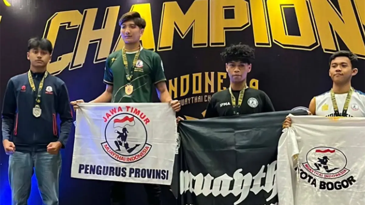 JUARA: Ali Ridho, atlet Muaythai Kabupaten Pasuruan yang berhasil meraih medali emas di nomor 67 Kg U-24 putra dalam ajang Indonesia Muaythai Championship 2026. (Foto: Istimewa)