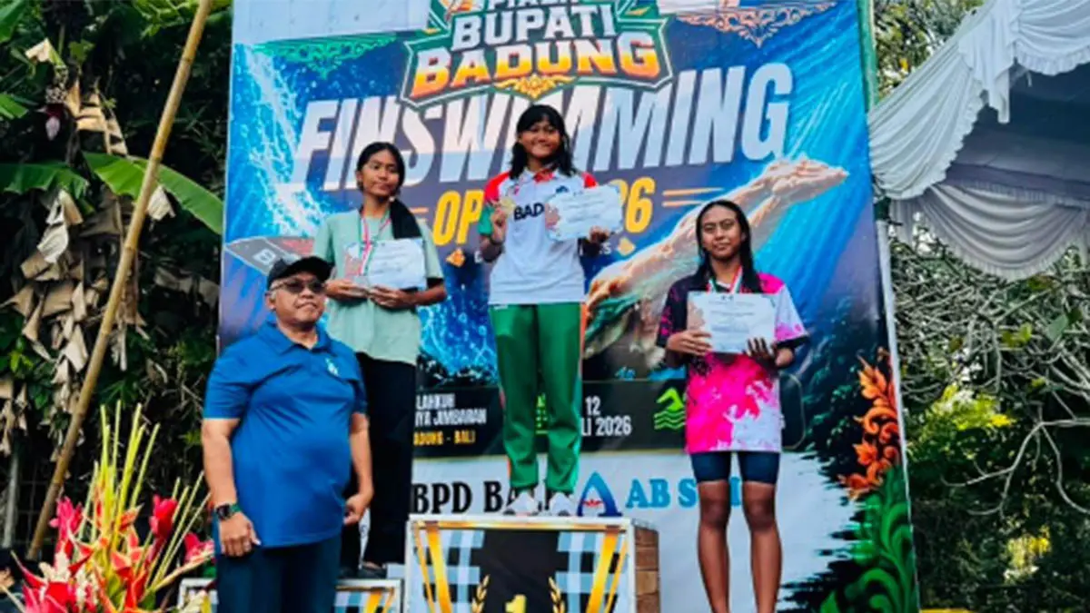 BANGGA:&nbsp;Atlet selam Pasuruan yang meraih medali di ajang&nbsp; Kejurnas Finswimming Pelajar, Mahasiswa, dan Umum Piala Bupati Badung Open 2026. (Foto: Istimewa)