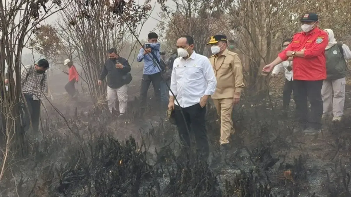 Penanganan karhutla di kawasan Petuk Katimpun, Kota Palangka Raya. (ANTARA/Muhammad Arif Hidayat)