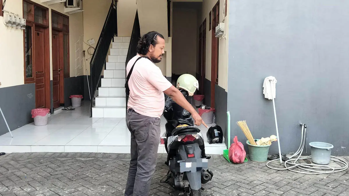DI SINI: Tempat parkir motor korban yang raib. Saat ini, pendalaman masih dilakukan kepolisian. (Dokumen Radar Bromo)