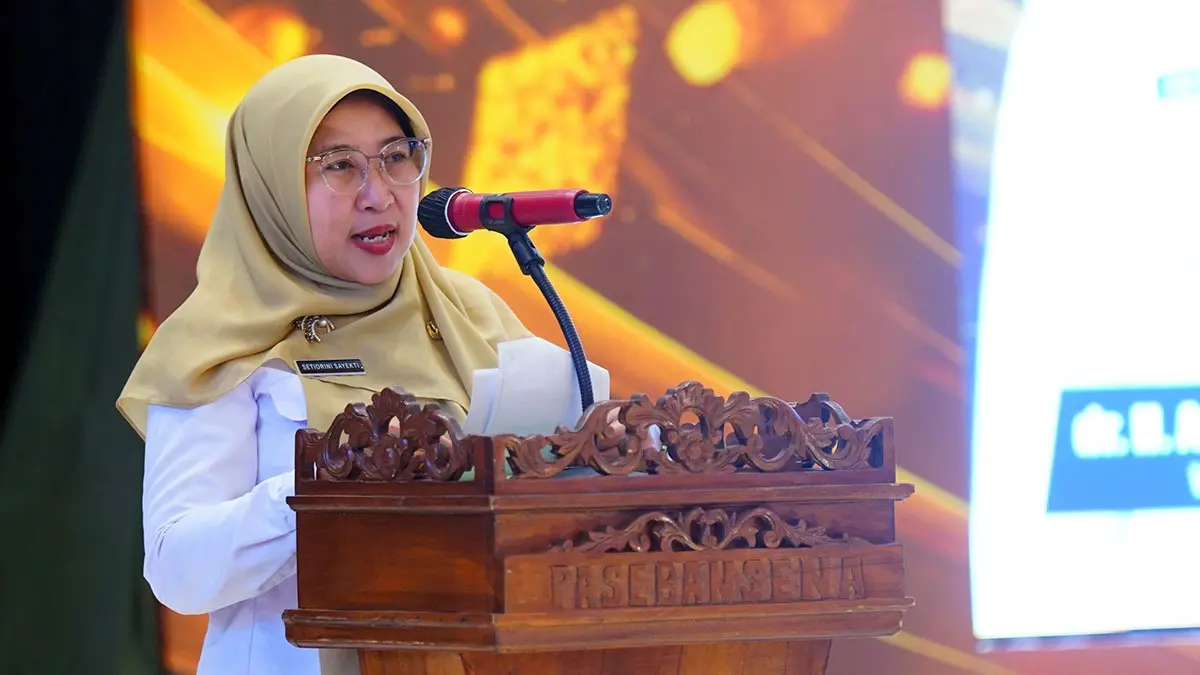LAPORAN: Kepala Disdikbud Kota Probolinggo Setiorini Sayekti, S.KM., M.Si. menyampaiakan laporan kegiatan. 