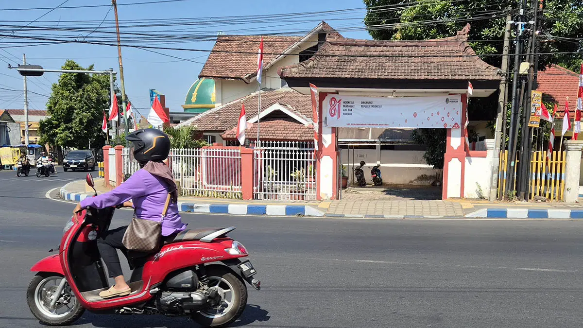 REVITALISASI ASET: Tampilan fisik bangunan eks kantor Dinas Sosial (Dinsos) di Jalan Wahidin, Kota Pasuruan, yang diusulkan oleh Baperida untuk dialihfungsikan menjadi ruang Creative Center. (Fahrizal Firmani/Radar Bromo)