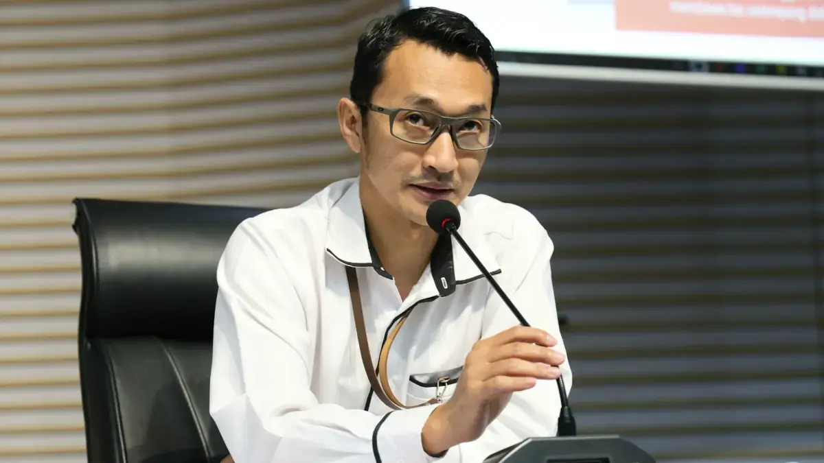 Jubir KPK Budi Prasetyo saat konferensi pers di Gedung Merah Putih KPK, Jakarta. (Dery Ridwansah/ JawaPos.com)